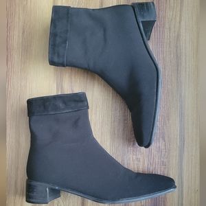 STUART WEITZMAN Vintage 90s Square Toe Chunky Heeled Black Gore-Tex Suede Boots